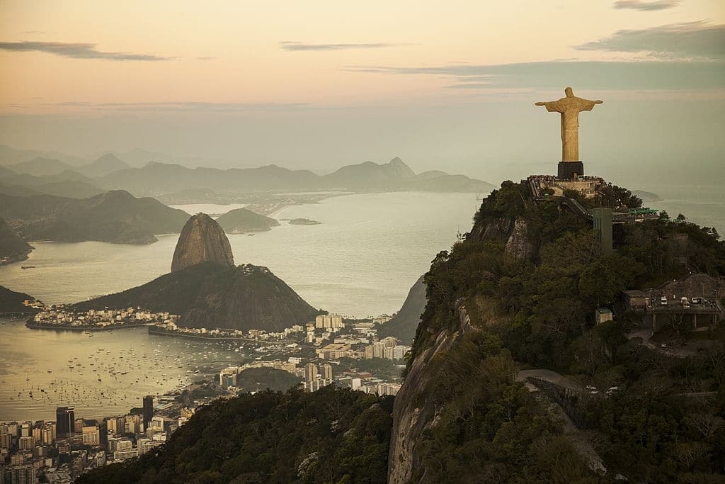 What Do Brazilians Speak? - Milestone Localization