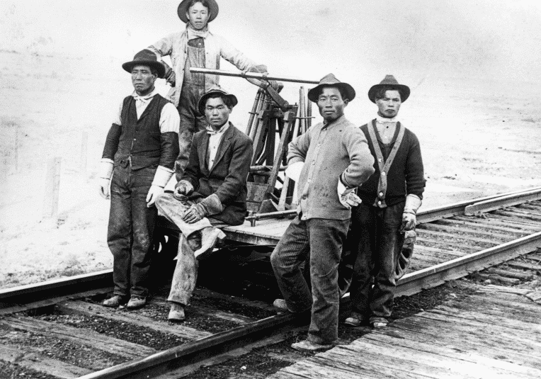 Chinese_laborers