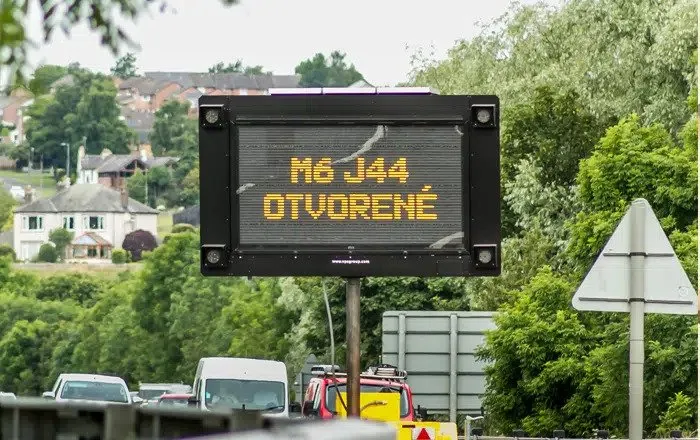 uks-first-multilingual-electronic-road-signs